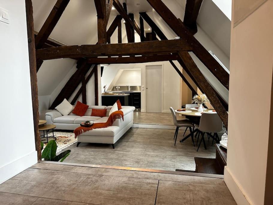 Apartamento Charme, Poutres Et Elegance Chartres Exterior foto