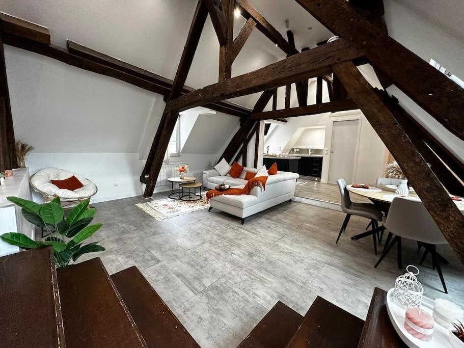 Apartamento Charme, Poutres Et Elegance Chartres Exterior foto