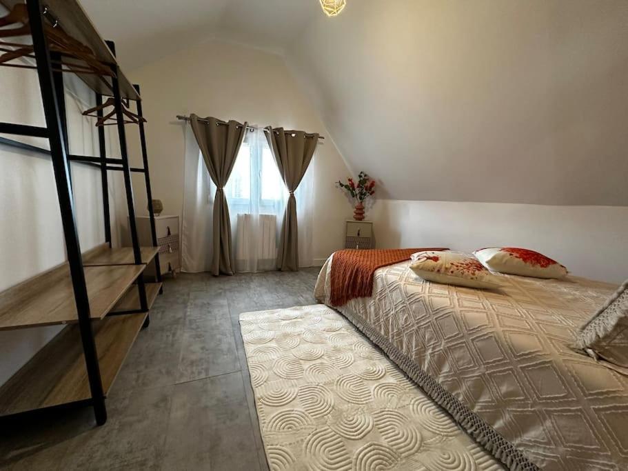 Apartamento Charme, Poutres Et Elegance Chartres Exterior foto